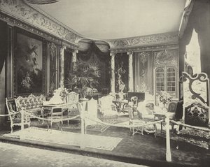 Une Exposition de Meubles Français - American Photographer