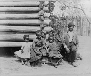 Homme afro-américain avec des enfants près de Thomasville, Géorgie - American Photographer