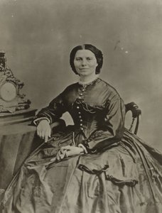 Clara Barton, vers 1865