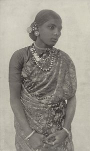 Femme singhalaise - American Photographer