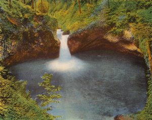 Le Punch Bowl à Eagle Creek (photo couleur) - American Photographer