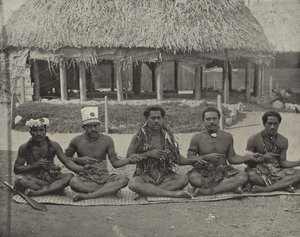 Les Insulaires de la Mer du Sud - American Photographer