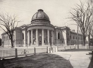 Université de Yale : "Rotonde, Woolsey Hall à gauche, Yale Dining-Hall à droite (photo n/b) - American Photographer