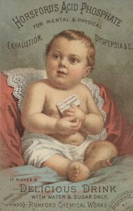 Bébé assis sur une chaise - American School