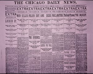 Première page du Chicago Daily News rapportant l