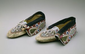 Mocassins, Chippewa, vers 1835 - American School