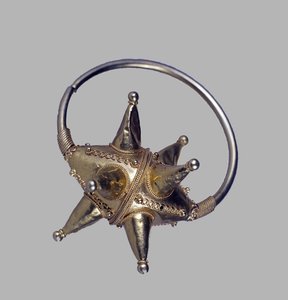 Pendentif en or Kolt, 11ème-12ème siècle - Ancient Russian Art