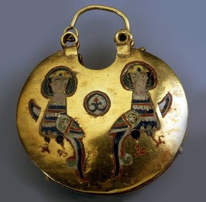 Pendentif en or Kolt avec les oiseaux Sirin - Ancient Russian Art