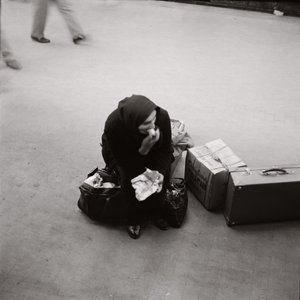 En attendant le départ, Rome, Italie - Ando Gilardi