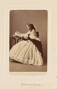Duchesse de Morny [née Troubetskoi, fille illégitime de Nicolas Ier]. - Andre Adolphe Eugene Disderi