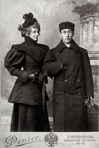 Zinaida Gippius, poète russe, avec l