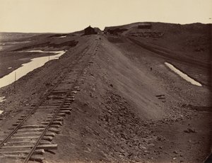 Planche 2. Canon de granit, depuis le réservoir d