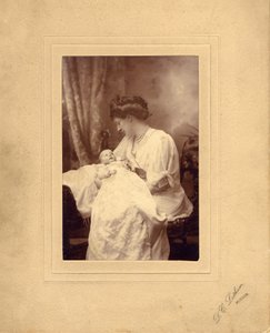 La duchesse Evelyn Cavendish avec sa fille Lady Anne