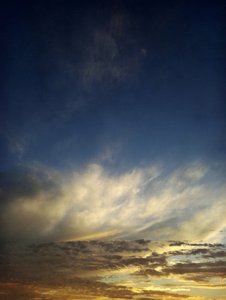 Un ciel crépusculaire haut en couleur - Angelo Cerantola