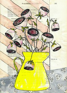 Vase jaune à fleurs roses