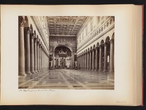 Intérieur de Saint-Paul-hors-les-Murs à Rome, Italie - Anonymous