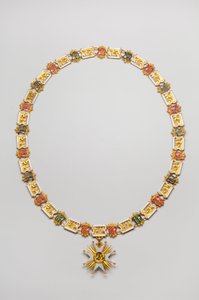 Royaume de Bavière - Ordre de Saint Hubert: collier porté par Luitpold, Duc en Bavière (1890-1973) - Fin du 18ème siècle - Or et Émaux - Collier: L 122 cm; poids 460 g (pendentif inclus) - Pendentif: D 7,5 cm - Collection privée