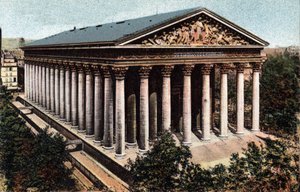 Paris : vue extérieure de l
