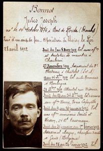 Fiche de police du criminel Jules Bonnot (1876-1912) (bande Bonnot) avec liste des crimes