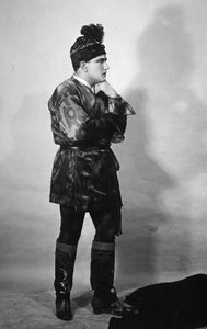 Ténor Miguel Fleta à la première de « Turandot » de Giacomo Puccini au Teatro alla Scala de Milan, le 25 avril