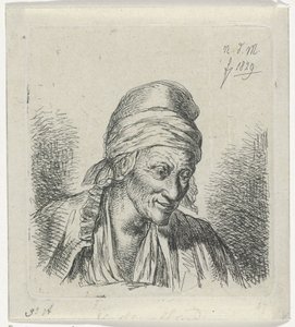 Vieille femme vers la droite