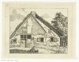 Femme avec un panier assise devant une maison