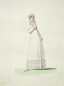 Femme élégante en robe d