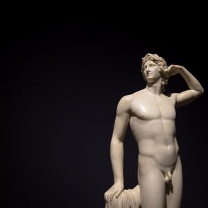 Sculpture antique Apollon se couronnant - 1782 - Antonio Canova, 2019 - Antonio Canova