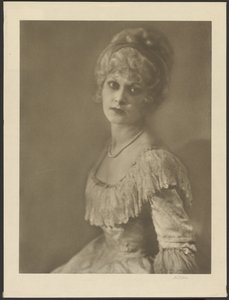 Une dame à l