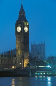 Vue nocturne de Big Ben sur la Tamise, Londres, Angleterre, Royaume-Uni - Augustus Welby Pugin