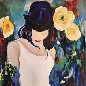 Femme au chapeau et aux roses