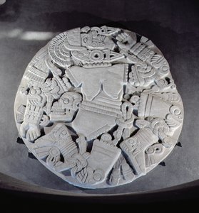 Sculpture du démembrement de la déesse de la lune Coyolxauhqui, trouvée au pied de la pyramide jumelle à Tenochtitlan, Période Postclassique Tardive (1300-1521) - Aztec