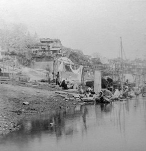 Ghat de baignade, Bénarès, Inde - B. W. Kilburn