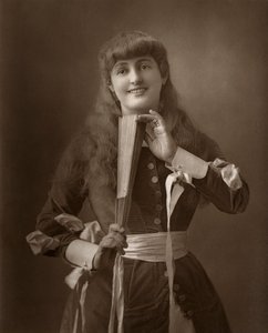 Actrice britannique Alice Atherton dans Oliver Grumble - Barraud