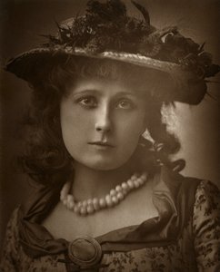 Actrice britannique Helen Forsyth dans Sophia, 1886