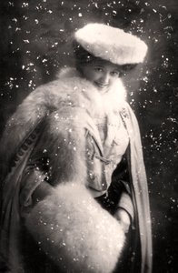 Denise Orme 1885-1960, chanteuse de music-hall, début du XXe siècle - Bassano Studio