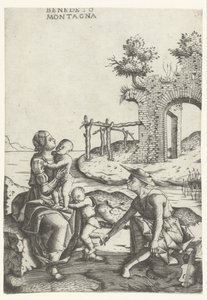 Famille assise au bord de l