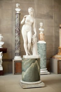 Vénus avec la pomme d