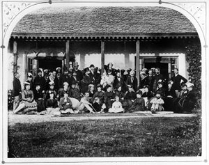Groupe - Government House, vers 1871
