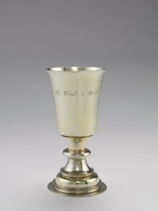 Coupe de communion, fabriquée par DR, 1671-1672 - British School