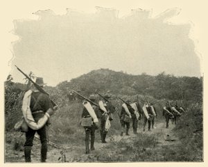 En route du champ de bataille du 1er et 10e vers la scène de conflit des Rough Riders, à travers les montagnes - Burr McIntosh