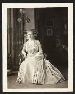 Mme John Arbuckle, vers 1900-10 - Burr William McIntosh