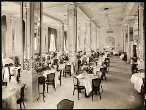 Une salle à manger à l