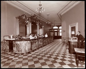 Bar à Gilsey House, Broadway et 29e rue, New York, 1900 ou 1901