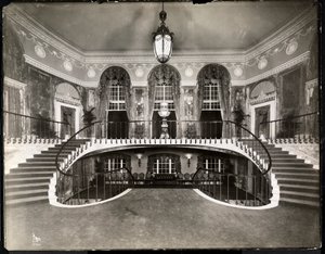 Double escalier à l