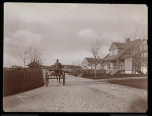 Vue générale des maisons et bâtiments sur le domaine de F.G. Bourne à Oakdale, Long Island, New York, 1900 - Byron Company