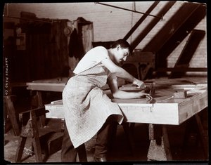 Homme travaillant dans l
