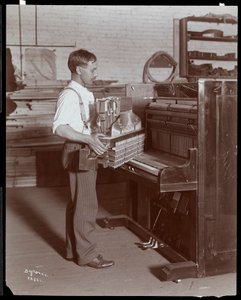 Homme travaillant dans l