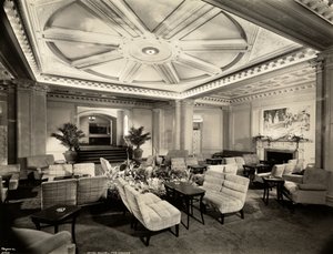 Le salon, vue sud-ouest à l