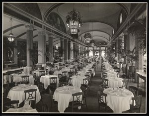 Le restaurant sur le toit de l